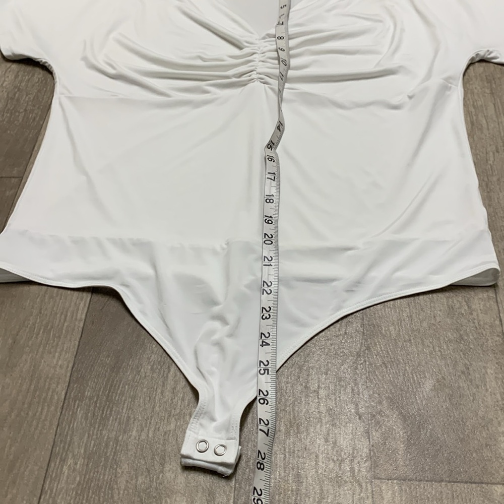 Express White Ruched Bodysuit - Picture 3 of 6